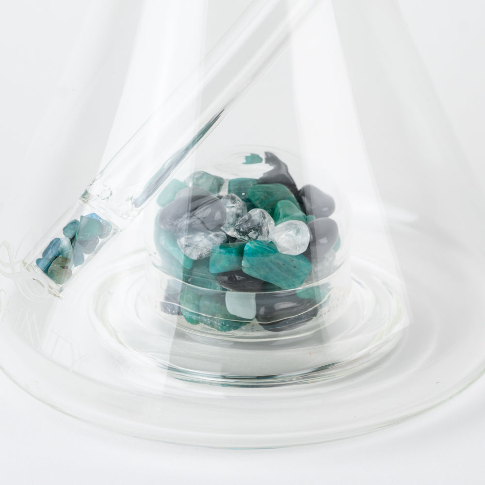 15" Glassfinity Beaker with American Color: North Star green Stardust.